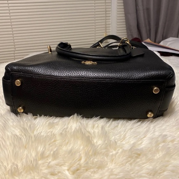 New coach purse - Picture 2 of 6